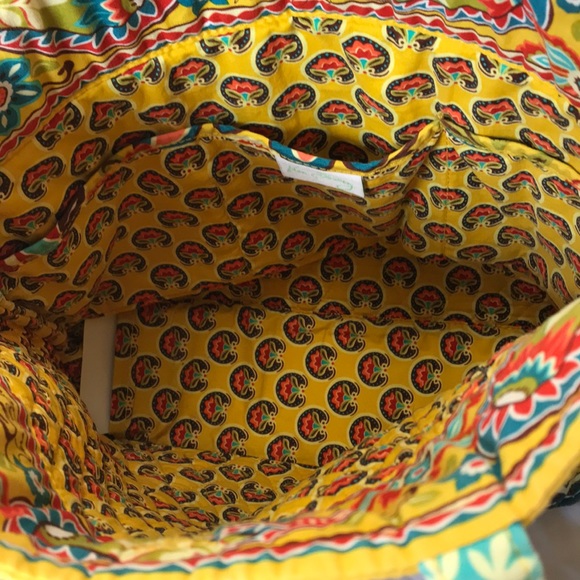 VERA BRADLEY. Tote bag. Yellow/multi-color. - Picture 9 of 10